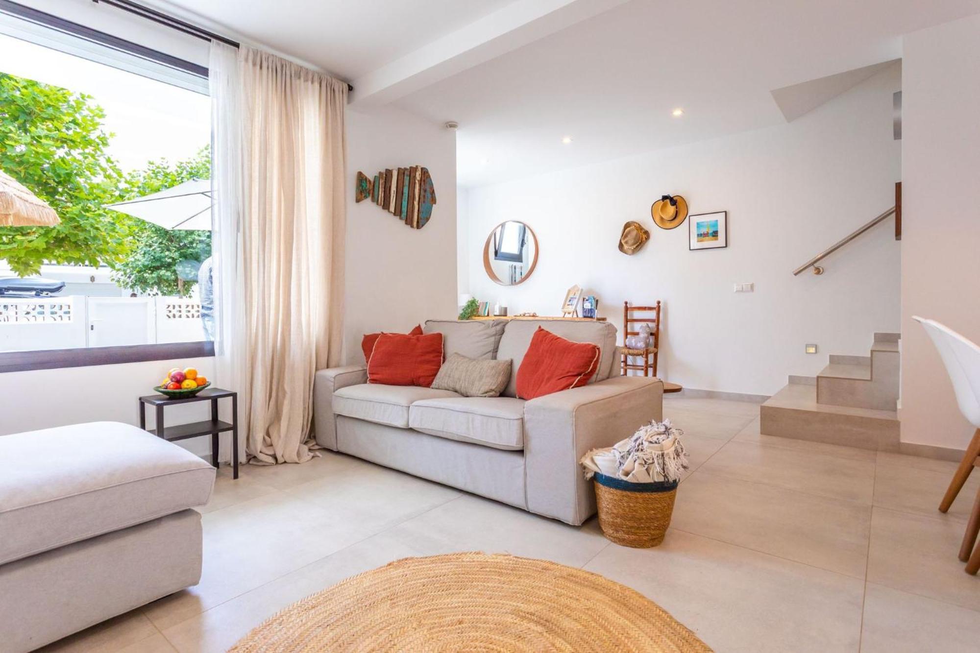 לה קאלה דה מיחאס La Cala Beach Home - Beachfront Few Steps Away From Sandy Beach מראה חיצוני תמונה